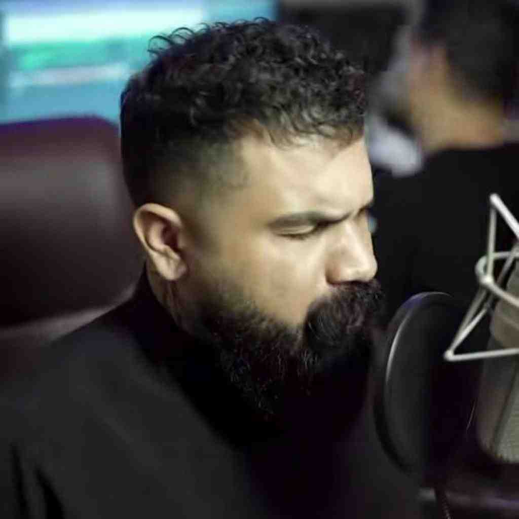 فرهاد جهانگیری عشق تو زده زمینم مبارکه عشق جدیدت