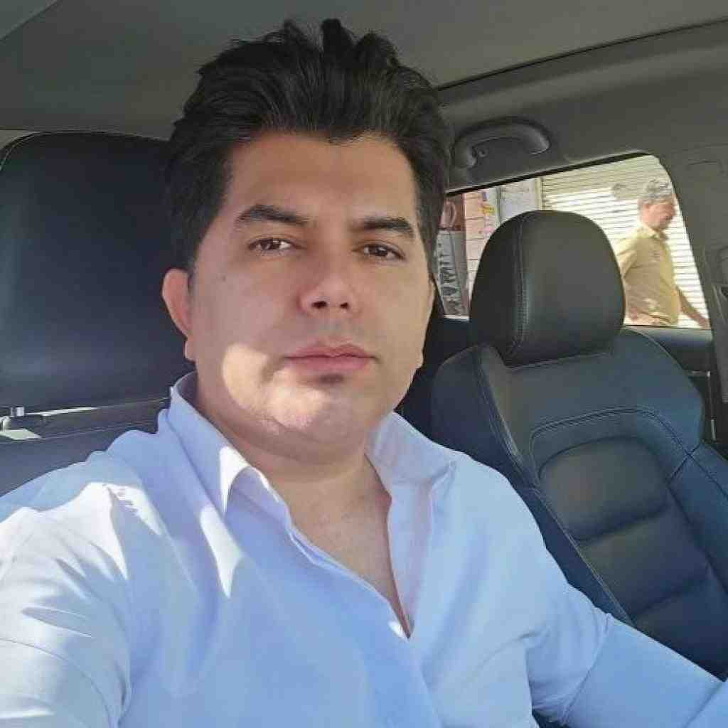 علی رزاقی ایرانم