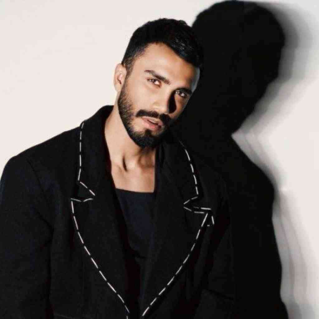 دانلود آهنگ مهراد جم به نام باز شب شد